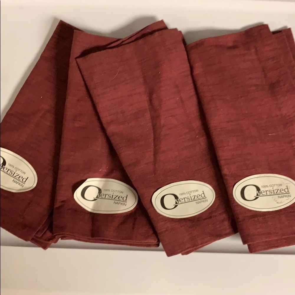 4 Oversized napkin
